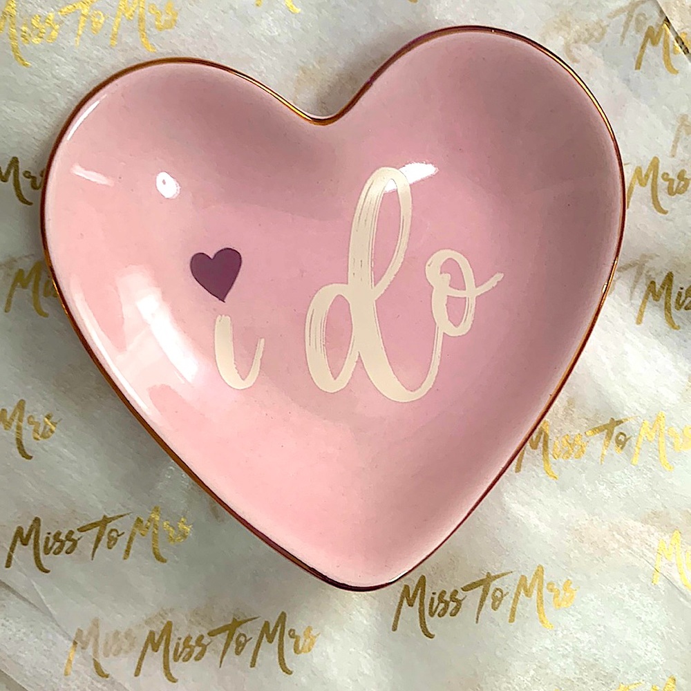 I do, jewelry holder!